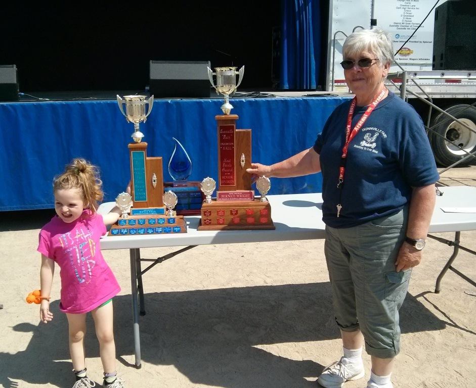 alex and mom fair history dunnville winners